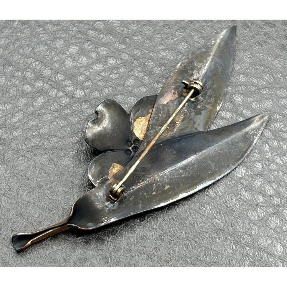 Vintage Modernist Era Copper Dogwood Flower Leaf Brooch Pin